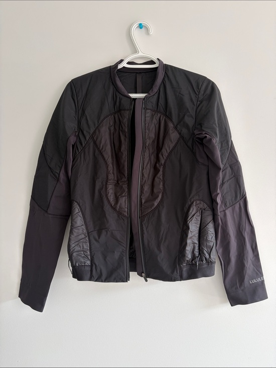 lululemon athletica Jackets & Blazers - lululemon athletica Women's Black Runner’s jacket